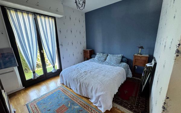 Maison à vendre    5 pièces • 238 m2 Idron