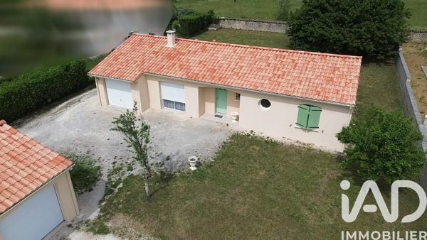 Maison à vendre 4 pièces 87 m² Saint-Yrieix-sur-Charente
