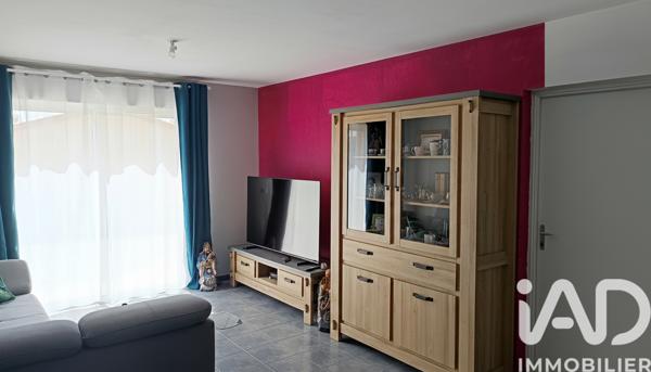 Maison à vendre 4 pièces 87 m² Saint-Yrieix-sur-Charente