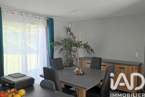 Maison à vendre 4 pièces 87 m² Saint-Yrieix-sur-Charente