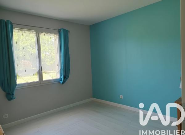 Maison à vendre 4 pièces 87 m² Saint-Yrieix-sur-Charente