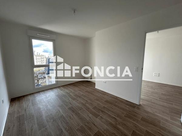 Location Appartement 3 pièces 65.69 m² - 135-137 rue de la Délivrande Caen 14000