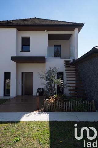 Maison à vendre 5 pièces 154 m² Pau