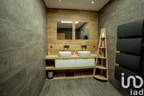 Maison à vendre 5 pièces 154 m² Pau