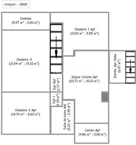 Maison familiale avec appartement T3 indépendant - Fort potentiel à Thairy

Au cœur du hameau de Thairy, dans un environnement résidentiel calme et recherché, découvrez cette maison individuelle de 1971 offrant de nombreuses possibilités d'aménagement sur une parcelle de 1 246 m².

Développant environ 180 m² habitables pour près de 285 m² de surface utile, cette propriété séduit par ses volumes généreux, ses nombreux espaces annexes et son fort potentiel d'évolution.

La maison principale comprend une entrée, un séjour lumineux, une cuisine, quatre chambres, une salle d'eau, un WC indépendant ainsi que plusieurs espaces de rangement, caves et locaux techniques.

Attenant à l'habitation, un appartement T3 indépendant constitue un véritable atout. Composé d'un séjour avec cuisine, de deux chambres, d'une salle de bains, d'un cellier et de plusieurs dégagements, il permet d'envisager différents projets : logement pour un membre de la famille, habitat intergénérationnel, activité professionnelle à domicile ou encore investissement locatif générant un revenu complémentaire.

La propriété bénéficie également de deux grands garages, de plusieurs places de stationnement et de vastes espaces de stockage.

Des travaux de rénovation énergétique et de modernisation sont à prévoir afin de révéler tout le potentiel de cette maison. Afin d'accompagner les futurs acquéreurs dans leur projet, un audit énergétique complet a déjà été réalisé, incluant des préconisations de travaux et une estimation budgétaire des améliorations envisageables.

Rare sur le secteur par sa configuration, ses volumes et sa capacité à accueillir plusieurs projets de vie, cette propriété représente une belle opportunité pour une famille à la recherche d'espace ou pour un acquéreur souhaitant conjuguer résidence principale et revenu locatif.

À découvrir sans tarder !
