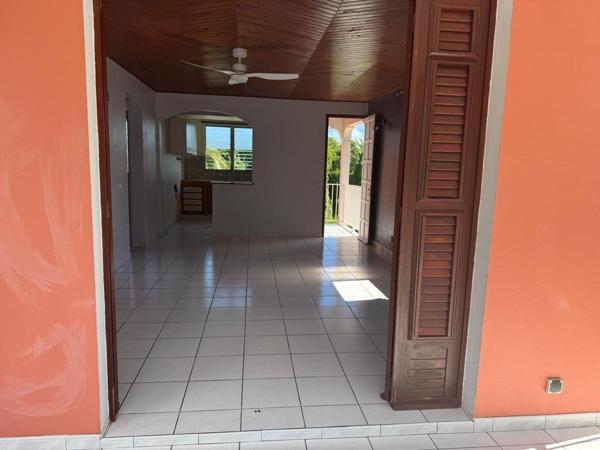 Immeuble de rapport en vente au Marin.