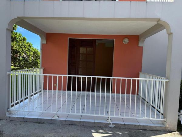 Immeuble de rapport en vente au Marin.
