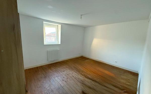 Maison à louer    3 pièces •  La Fère