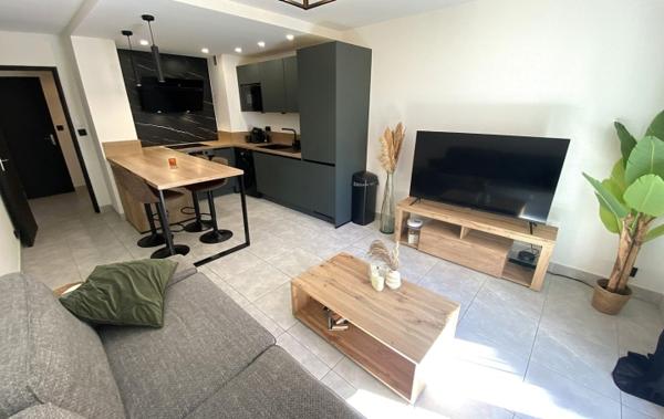 Vente Appartement P3 + PARKING rénové(e) Le grau-du-roi