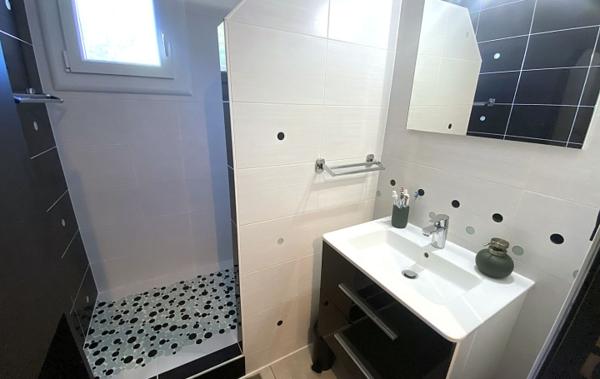 Vente Appartement P3 + PARKING rénové(e) Le grau-du-roi