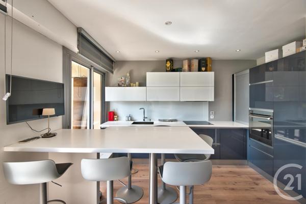 Appartement F2 à vendre  2 pièces - 57,94 m2 VILLEFRANCHE SUR MER - 06