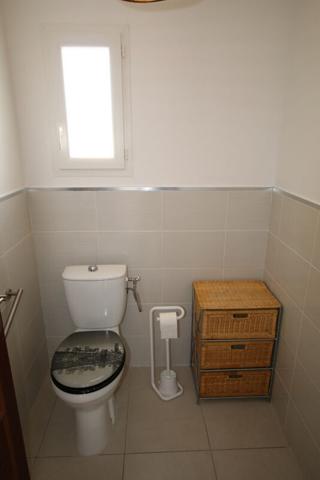 Maison GINESTAS - 17 km Narbonne - 2 chambres, jardin