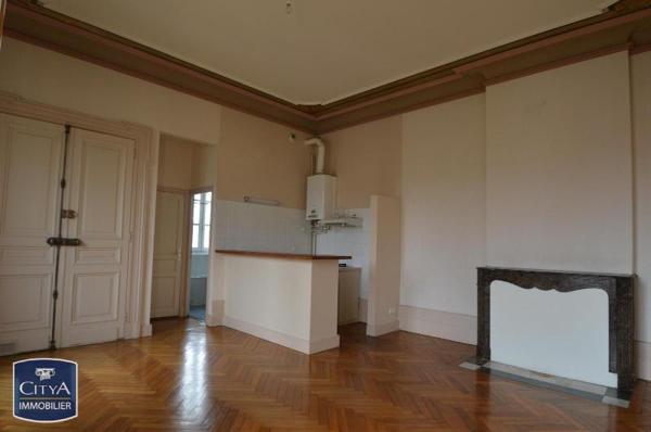 Appartement à louer 2 pièces 48.61m² Agen (47000)