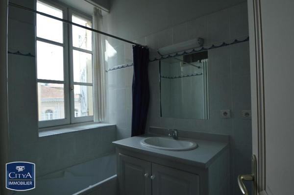 Appartement à louer 2 pièces 48.61m² Agen (47000)
