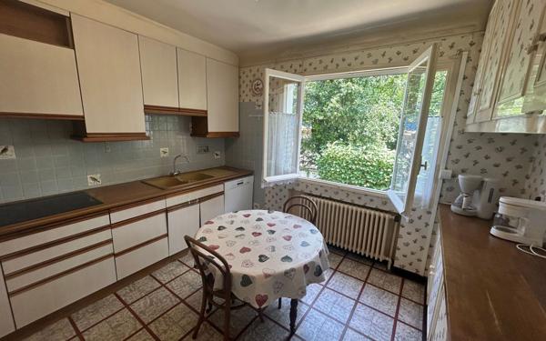 Maison à vendre    6 pièces • 151 m2 Meaux