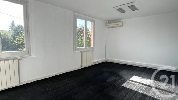 Maison à vendre  10 pièces - 212 m 2   CARPENTRAS  - 84
