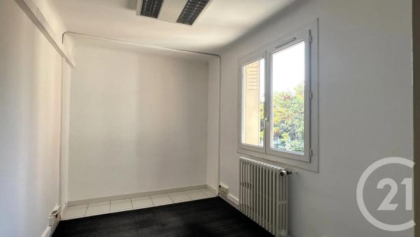 Maison à vendre  10 pièces - 212 m 2   CARPENTRAS  - 84