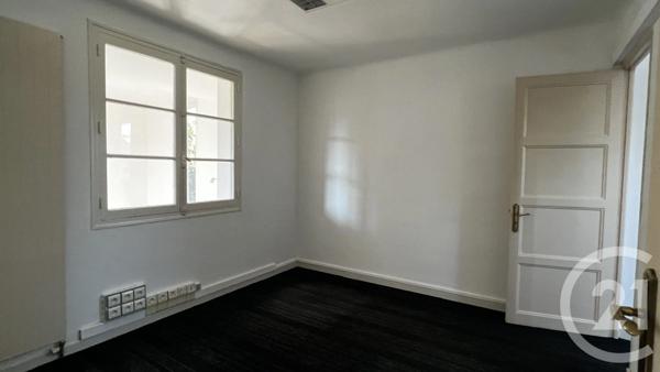 Maison à vendre  10 pièces - 212 m 2   CARPENTRAS  - 84