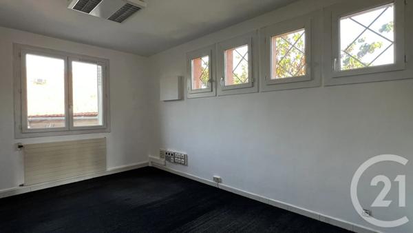 Maison à vendre  10 pièces - 212 m 2   CARPENTRAS  - 84