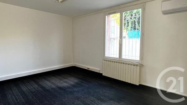 Maison à vendre  10 pièces - 212 m 2   CARPENTRAS  - 84