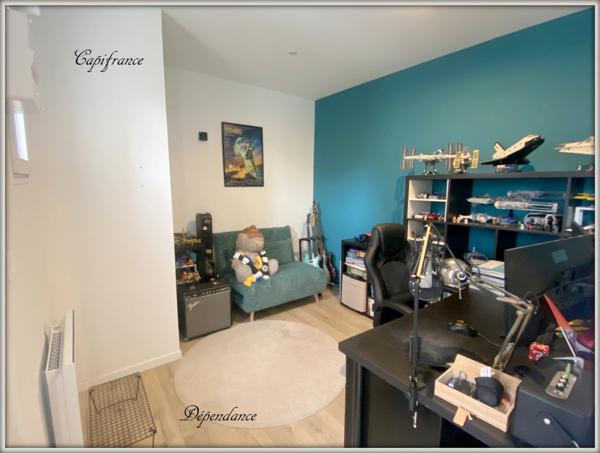 Dpt (93), à vendre maison P5 de 123 m² + dependance- Terrain de 344,00 m²