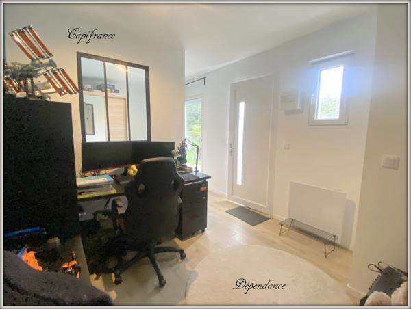 Dpt (93), à vendre maison P5 de 123 m² + dependance- Terrain de 344,00 m²