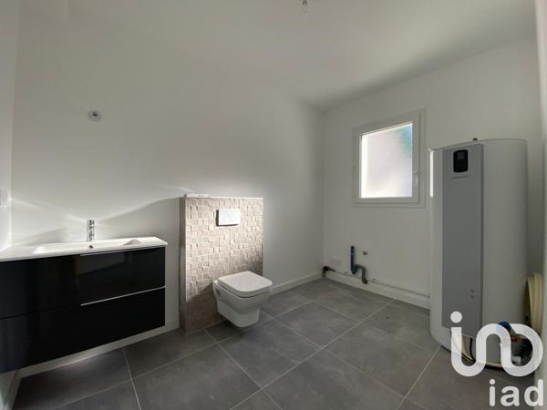 Pavillon 4 pièces de 93 m² à Ustaritz (64480)