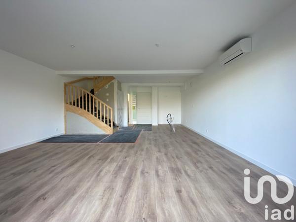 Pavillon 4 pièces de 93 m² à Ustaritz (64480)