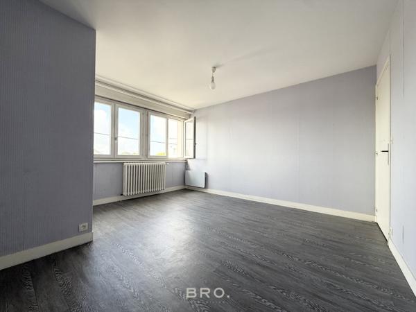 APPARTEMENT « COCO » UN T2 À RÉINVENTER À 1,5 KM DU PORT DE VANNES