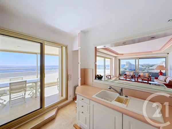 Appartement F4 à vendre  4 pièces - 105,64 m 2   VILLENEUVE LOUBET  - 06