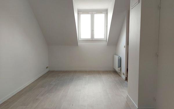 Appartement à louer    1 pièce •  Melun