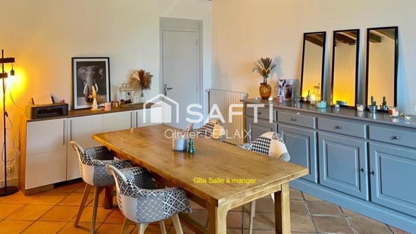 Corps de ferme restauré avec vue Pyrénées et gîte à Nérac (47)