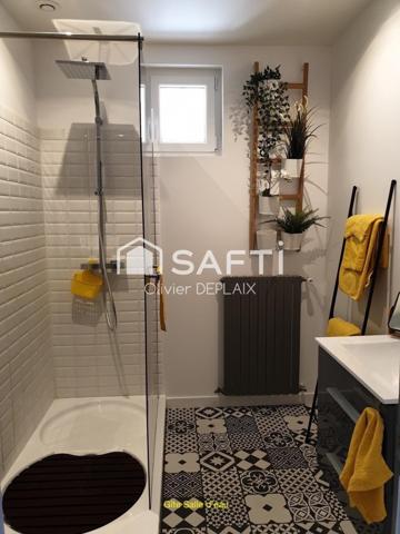 Corps de ferme restauré avec vue Pyrénées et gîte à Nérac (47)