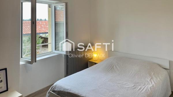 Corps de ferme restauré avec vue Pyrénées et gîte à Nérac (47)