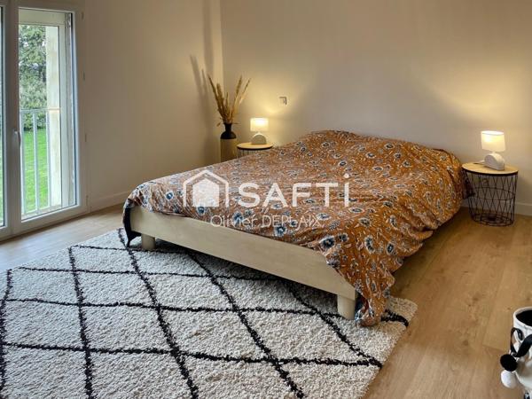 Corps de ferme restauré avec vue Pyrénées et gîte à Nérac (47)