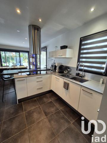 Maison à vendre 6 pièces 160 m² Saint-Pierre-en-Faucigny