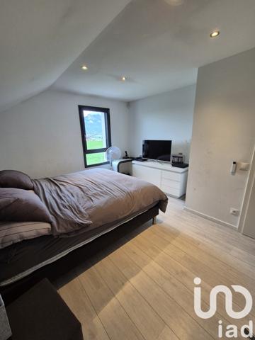 Maison à vendre 6 pièces 160 m² Saint-Pierre-en-Faucigny