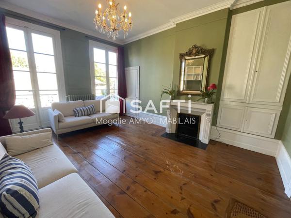 Cognac : Appartement avec l'élégance d'un hôtel particulier