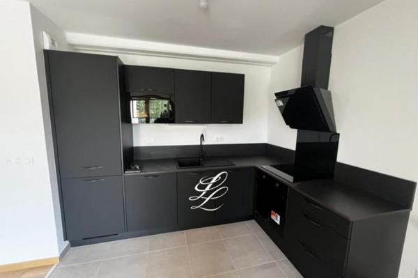 Location - Appartement 4 pièces 86 m 2 LE MANS (72000)