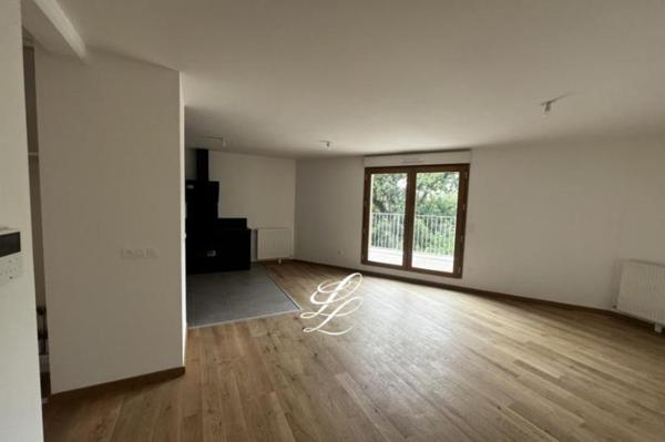 Location - Appartement 4 pièces 86 m 2 LE MANS (72000)