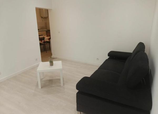 Appartement à louer    2 pièces • 40 m2 Sommières