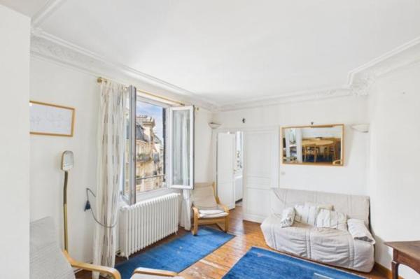 Vente - Appartement 3 pièces 59 m 2 Paris (75015)