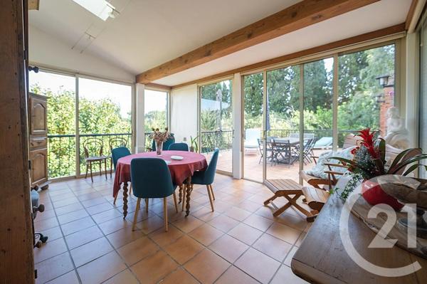 Maison à vendre  5 pièces - 163 m 2   LE LAVANDOU  - 83