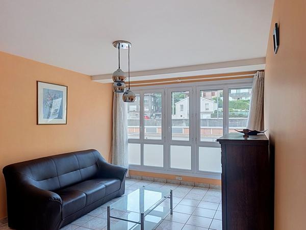EXCLUSIVITÉ - SAINT-ÉTIENNE - T4 68,66 m² AVEC BALCON + LOGGIA - 3 CHAMBRES POSSIBLES - CAVE