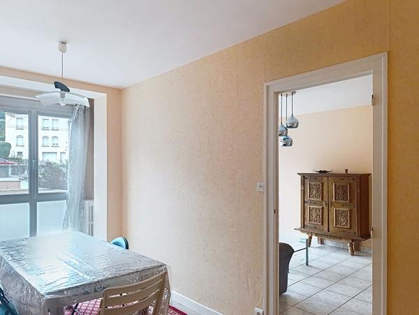EXCLUSIVITÉ - SAINT-ÉTIENNE - T4 68,66 m² AVEC BALCON + LOGGIA - 3 CHAMBRES POSSIBLES - CAVE