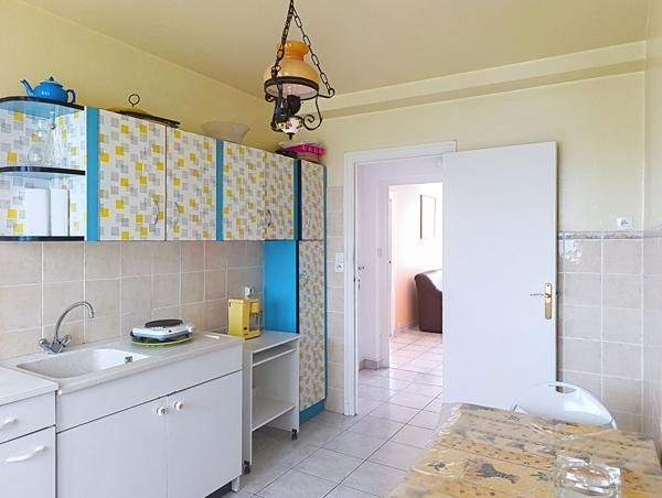 EXCLUSIVITÉ - SAINT-ÉTIENNE - T4 68,66 m² AVEC BALCON + LOGGIA - 3 CHAMBRES POSSIBLES - CAVE