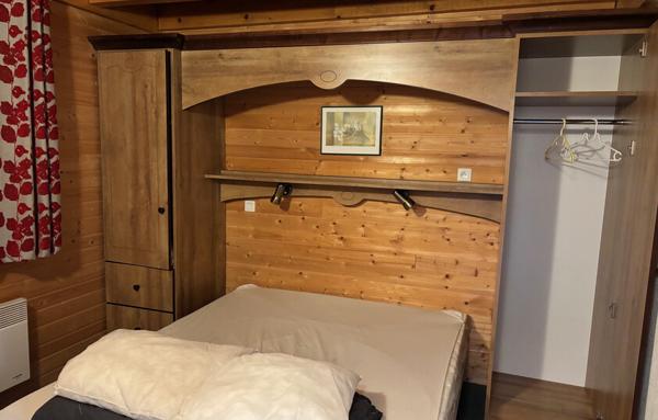 CHALET INDIVIDUEL AU VILLAGE GAULOIS 8 couchages