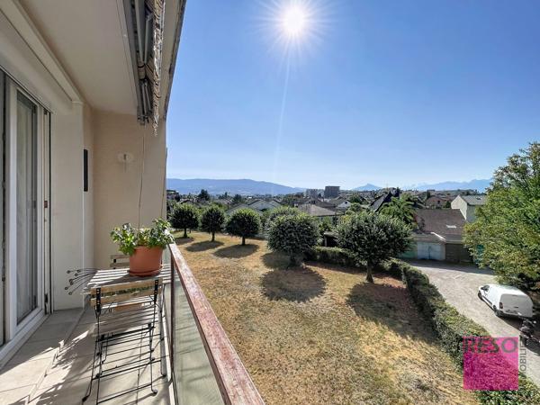 APPARTEMENT T4 VUE DEGAGEE MONT-BLANC ET VOIE VERTE