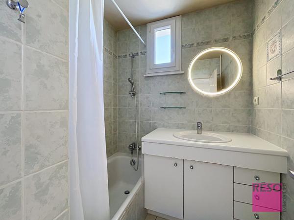 APPARTEMENT T4 VUE DEGAGEE MONT-BLANC ET VOIE VERTE