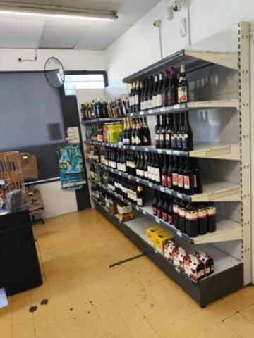 ALES (30) À vendre – Fonds de commerce Épicerie dans un local de 167m².